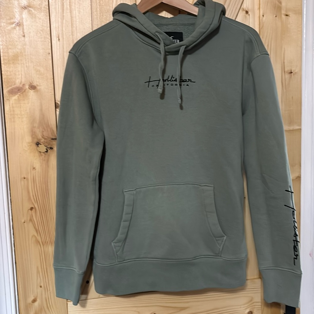 Mens Hollister Hoodie
Small
Green
Great Condition